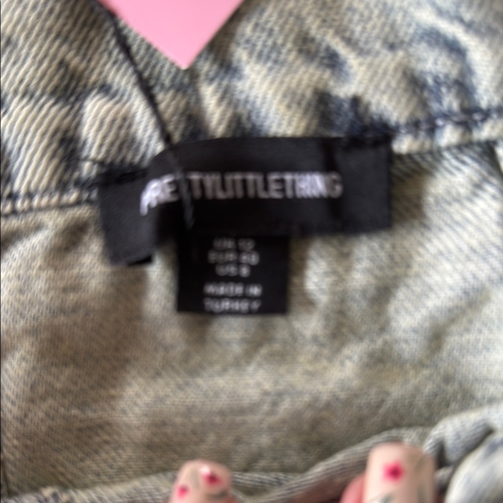 PrettyLittleThing Light Blue Denim Mini Skirt - Picture 4 of 4